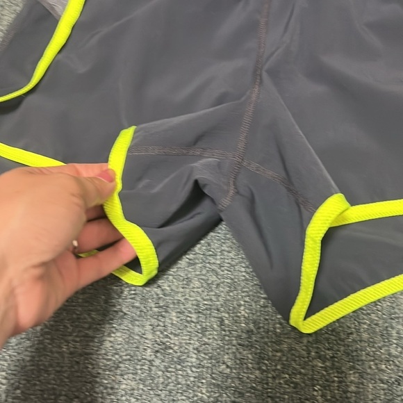 Sugoi athletic  shorts size small - Picture 3 of 8